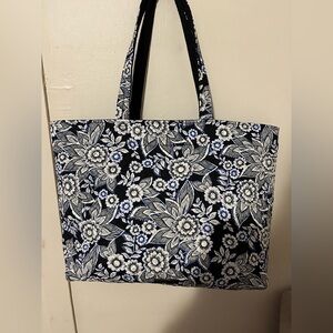 Large weekender Vera Bradley tote. Black with white and blue flowers